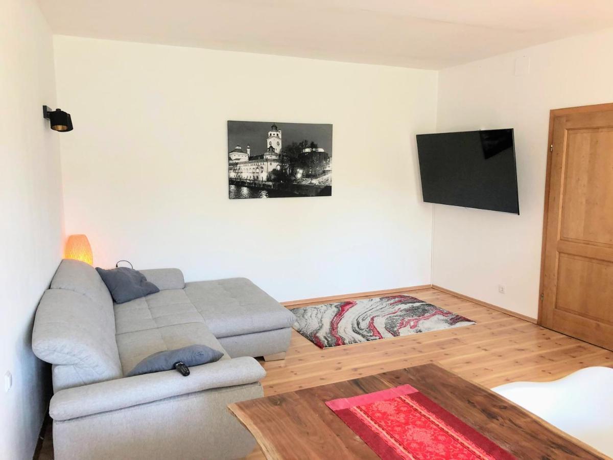 Ferienwohnungen Und Appartements Im Idyllischen Vierkanthof, Gruppenurlaube Fürstenfeld Exteriör bild