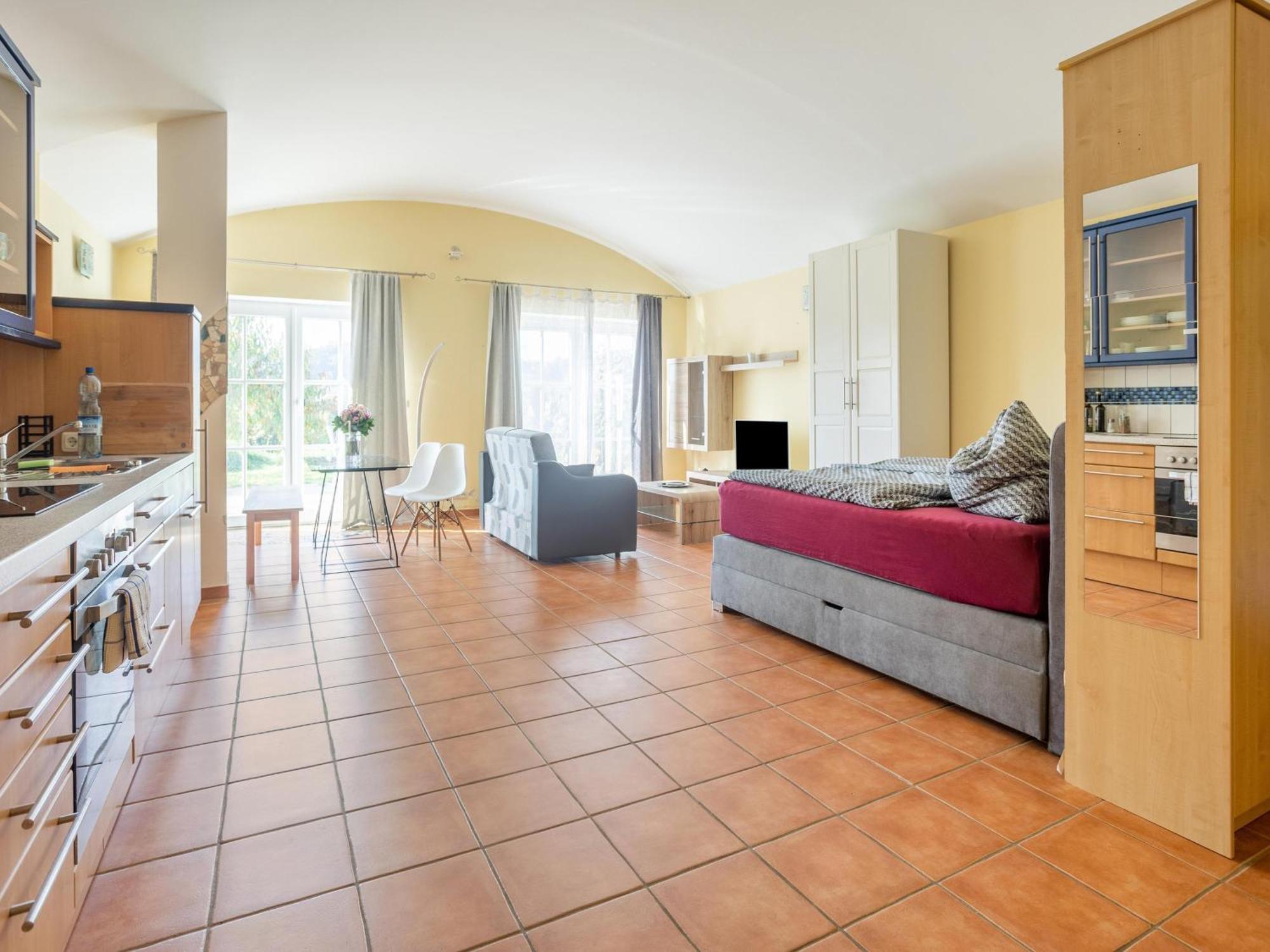 Ferienwohnungen Und Appartements Im Idyllischen Vierkanthof, Gruppenurlaube Fürstenfeld Exteriör bild